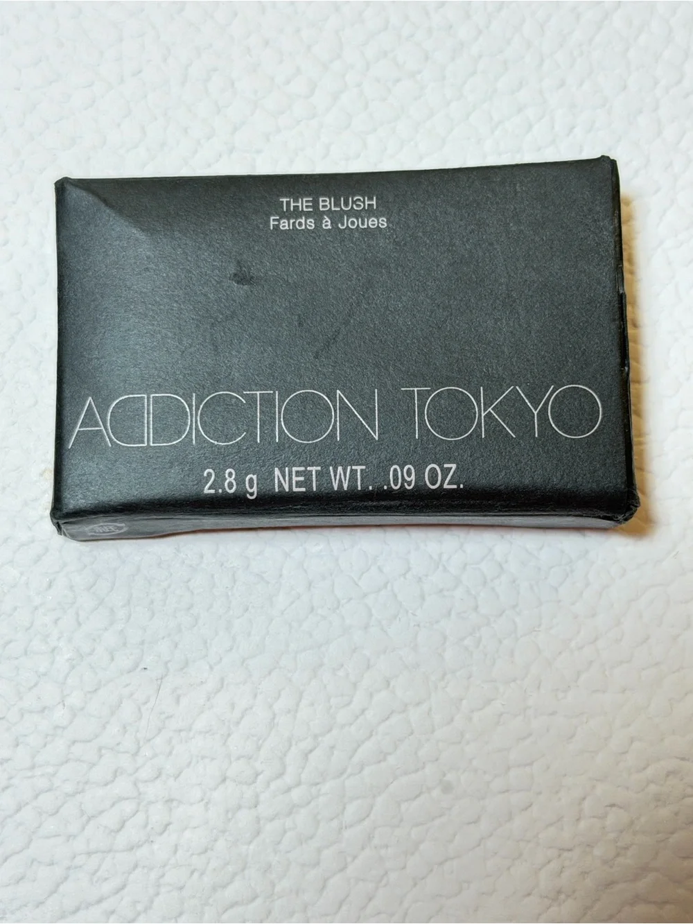 ADDICTION TOKYO The Blush Pearl Shade: 004P Coral Kiss Tamaño: 2.8 g / 0.09 oz